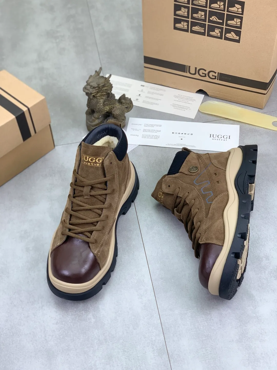 Men's men's shoes 💰P620 New arrival 🆕🆕🆕 IUGGI men's British retro Martin boots Winter new men's outdoor hiking boots First layer of cowhide on the outside and wool on the inside Comfortable and warm sole Rubber outsole Non-slip and firm Trendy and fashionable Casual and versatile Size: 39-44 Three colors A6869